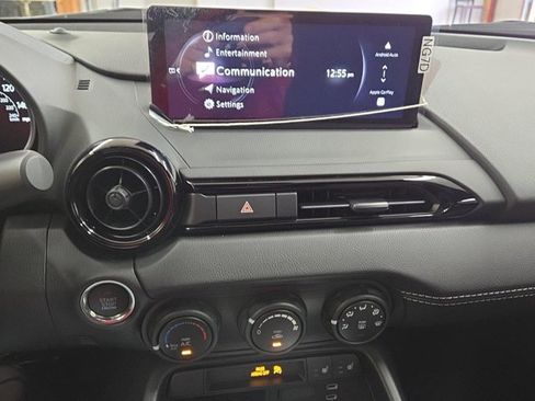 New 2025 MAZDA MX-5 Miata Club image 15