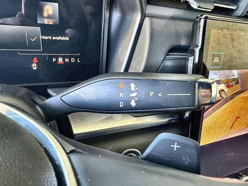 Certified 2025 GMC Terrain Elevation image 15