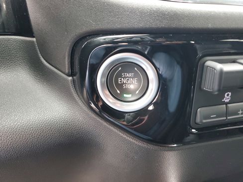 Used 2023 Chevrolet Silverado 1500 RST image 21