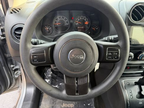 Used 2017 Jeep Compass Sport w/ Power Value Group AWD/4WD image 22