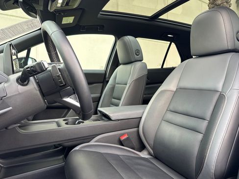 Used 2024 Honda Prologue Touring image 5
