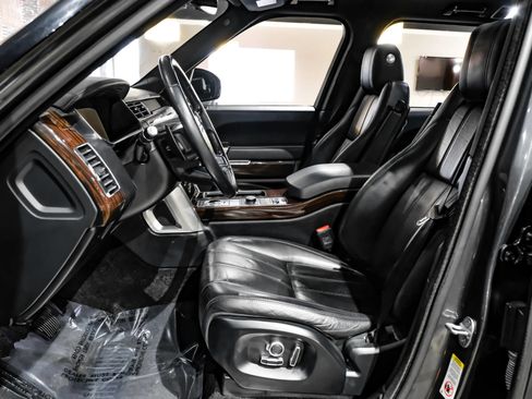 Used 2017 Land Rover Range Rover HSE AWD/4WD image 4