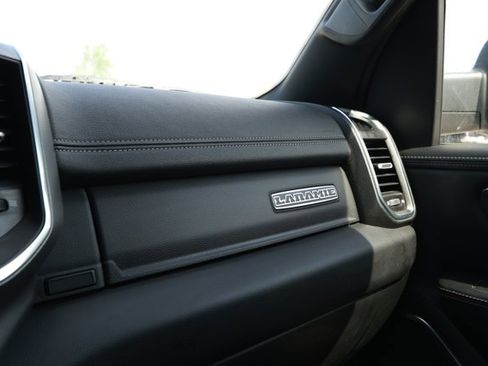 Used 2024 RAM 1500 Laramie image 27
