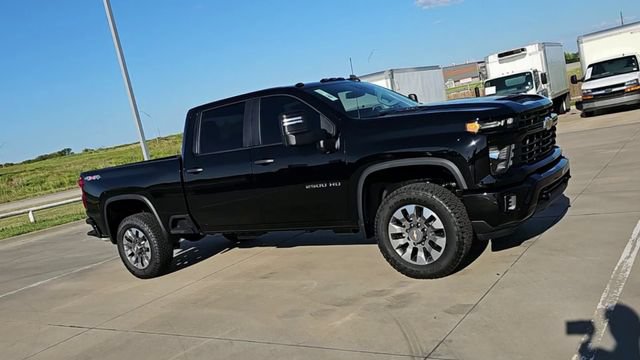 New 2026 Chevrolet Silverado 2500 Custom w/ Custom Convenience Package AWD/4WD image 2