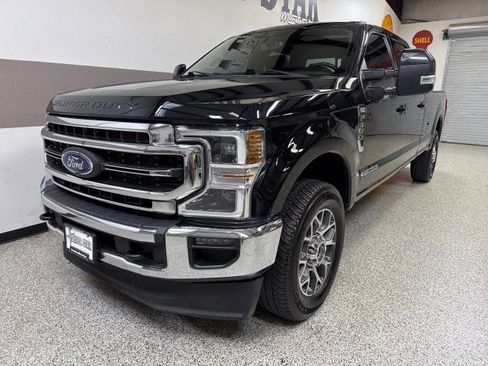 Used 2021 Ford F350 Lariat w/ Lariat Ultimate Package image 3