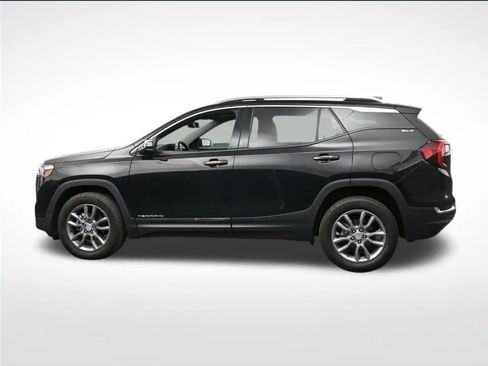Used 2024 GMC Terrain SLT w/ Elevation Edition AWD/4WD image 2
