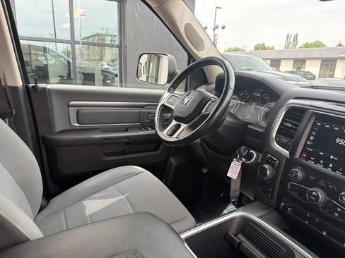 Used 2021 RAM 1500 Classic SLT w/ Electronics Convenience Group AWD/4WD image 11