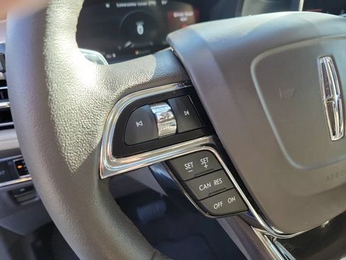Certified 2022 Lincoln Nautilus FWD w/ Premium Package image 25