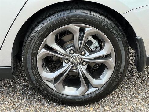 Used 2024 Honda Accord EX image 44