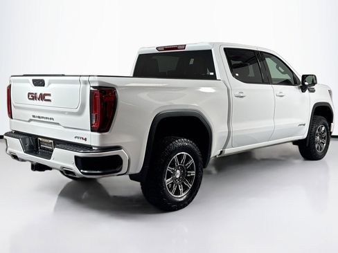 Used 2025 GMC Sierra 1500 AT4 image 5