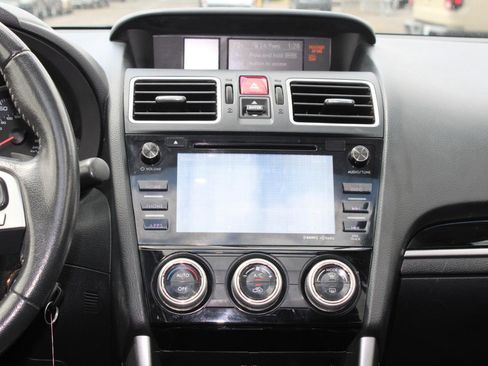 Used 2018 Subaru Forester 2.5i Premium w/ Popular Package #2A AWD/4WD image 9