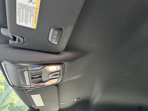 Used 2024 RAM 1500 Big Horn AWD/4WD image 35