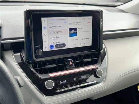 New 2026 Toyota Corolla Cross L image 21