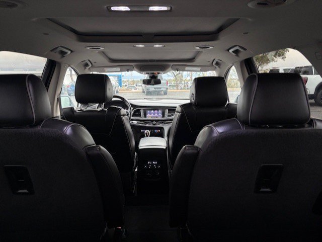 Used 2021 Buick Enclave Avenir w/ Avenir Technology Package FWD image 13