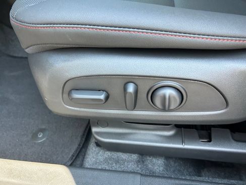 New 2026 Chevrolet Trax RS w/ Sunroof Package FWD image 51
