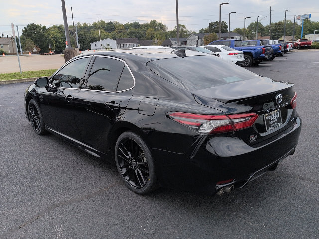 Certified 2023 Toyota Camry XSE w/ Navigation Package FWD image 5