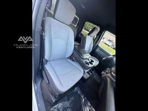 Used 2021 RAM 2500 Big Horn image 19