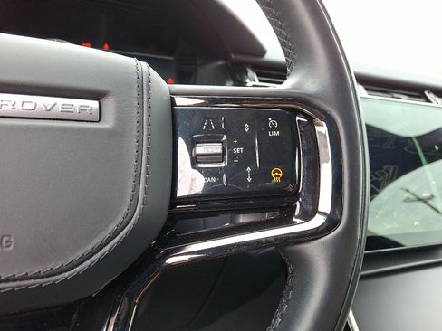 Used 2026 Land Rover Range Rover Velar S AWD/4WD image 21