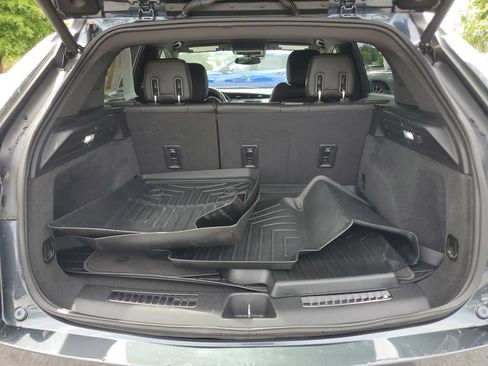 Used 2020 Cadillac XT4 Sport w/ Cold Weather Package FWD image 10