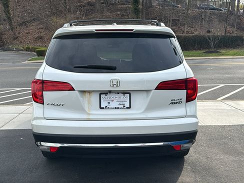 Used 2017 Honda Pilot Elite image 7
