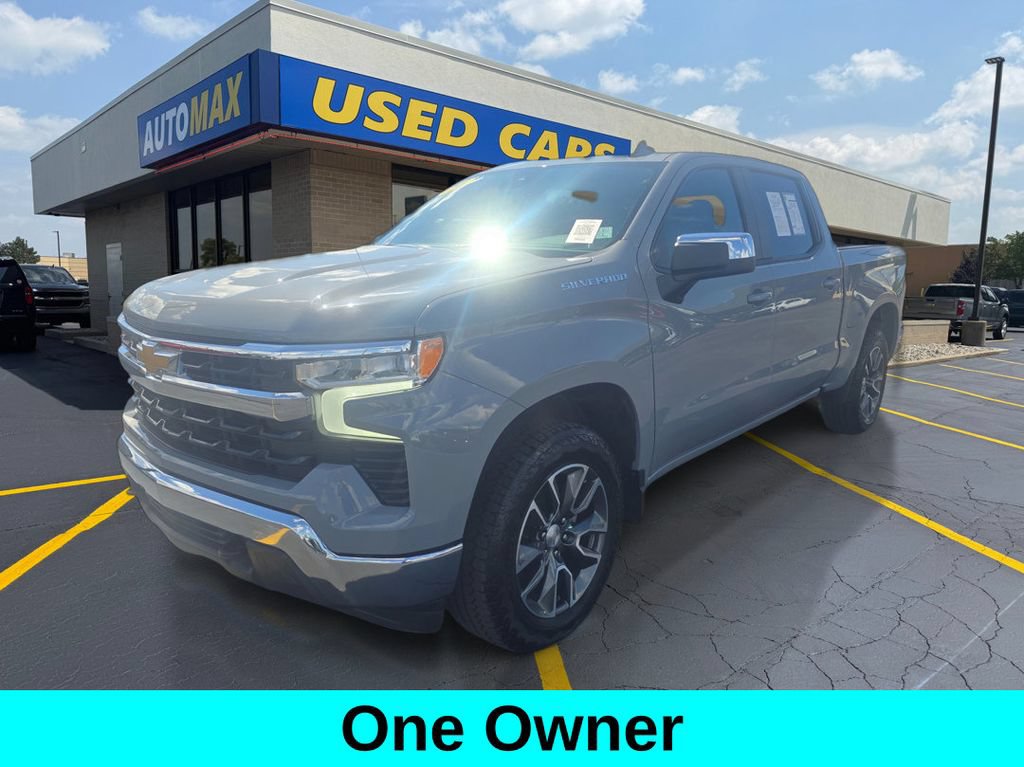 Used 2024 Chevrolet Silverado 1500 LT AWD/4WD image 1