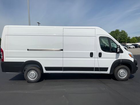 New 2025 RAM ProMaster 3500 w/ Convenience Group image 7