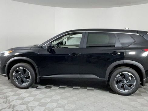 New 2025 Nissan Rogue SV image 7