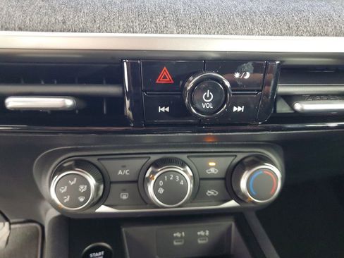 New 2026 Nissan Kicks S image 20