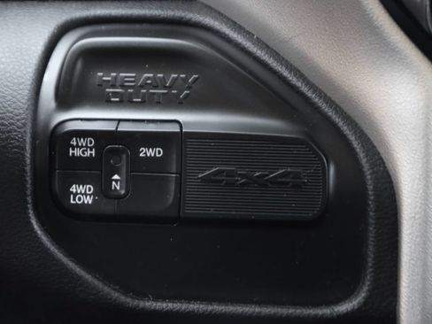 Used 2023 RAM 2500 Laramie AWD/4WD image 33