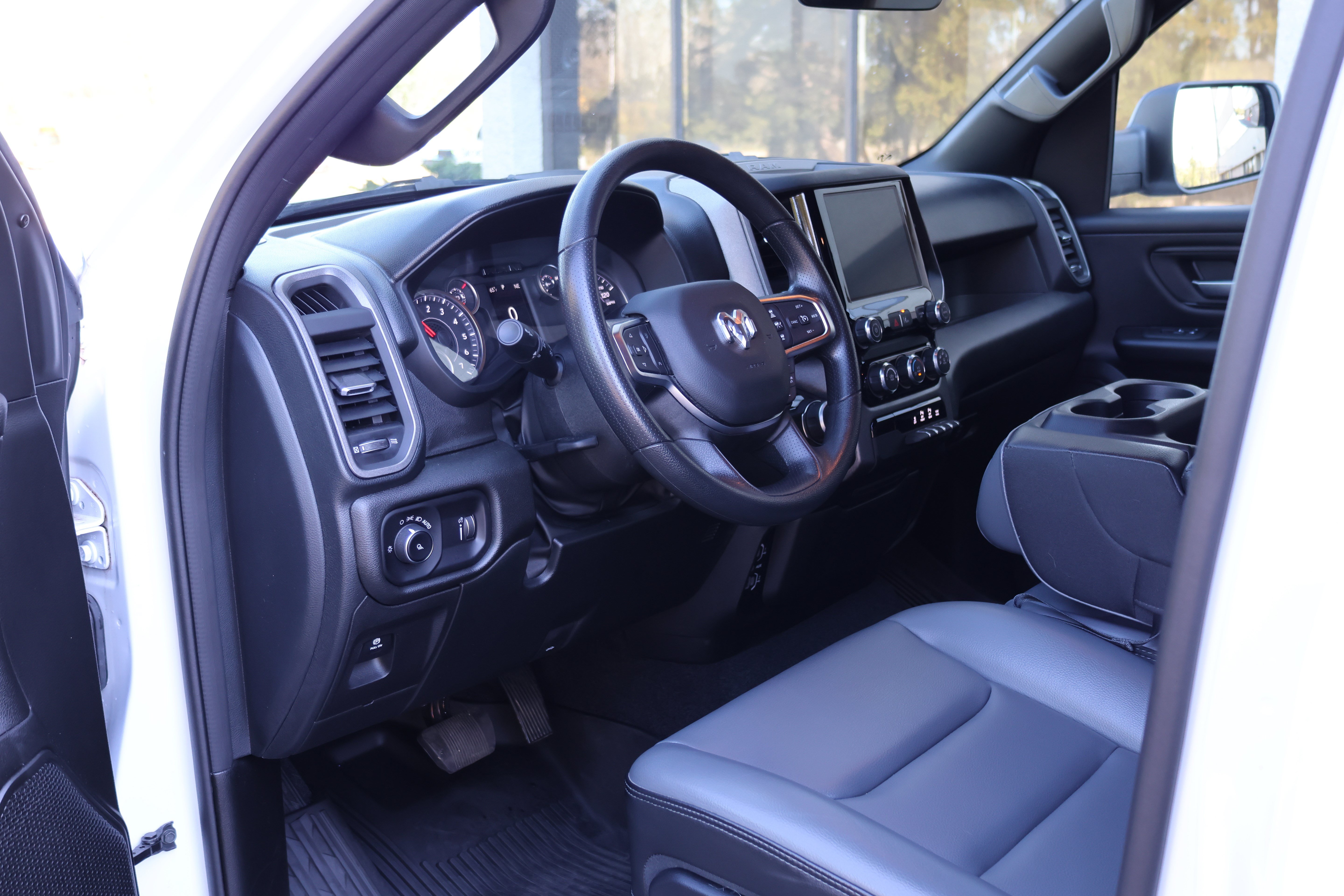 Used 2025 RAM 1500 Tradesman RWD image 33