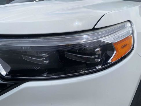 Used 2023 Ford Explorer XLT RWD image 12