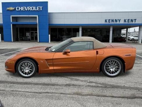 Used 2007 Chevrolet Corvette Convertible w/ Preferred Equipment Group RWD image 24