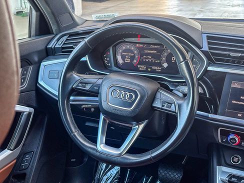 Used 2023 Audi Q3 2.0T Premium AWD/4WD image 18