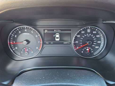 Used 2023 Kia Forte LXS w/ LXS Technology Package image 22