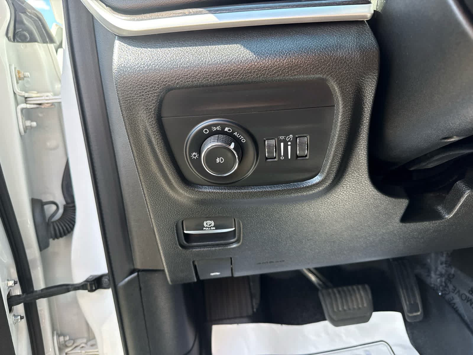 Used 2021 Jeep Grand Cherokee L Limited AWD/4WD image 20