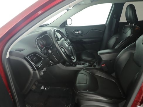 Certified 2019 Jeep Cherokee Latitude Plus image 20