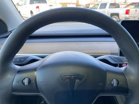 Used 2023 Tesla Model Y Long Range image 29