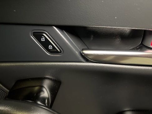 Used 2025 MAZDA CX-30 AWD 2.5 S w/ Preferred Package image 54