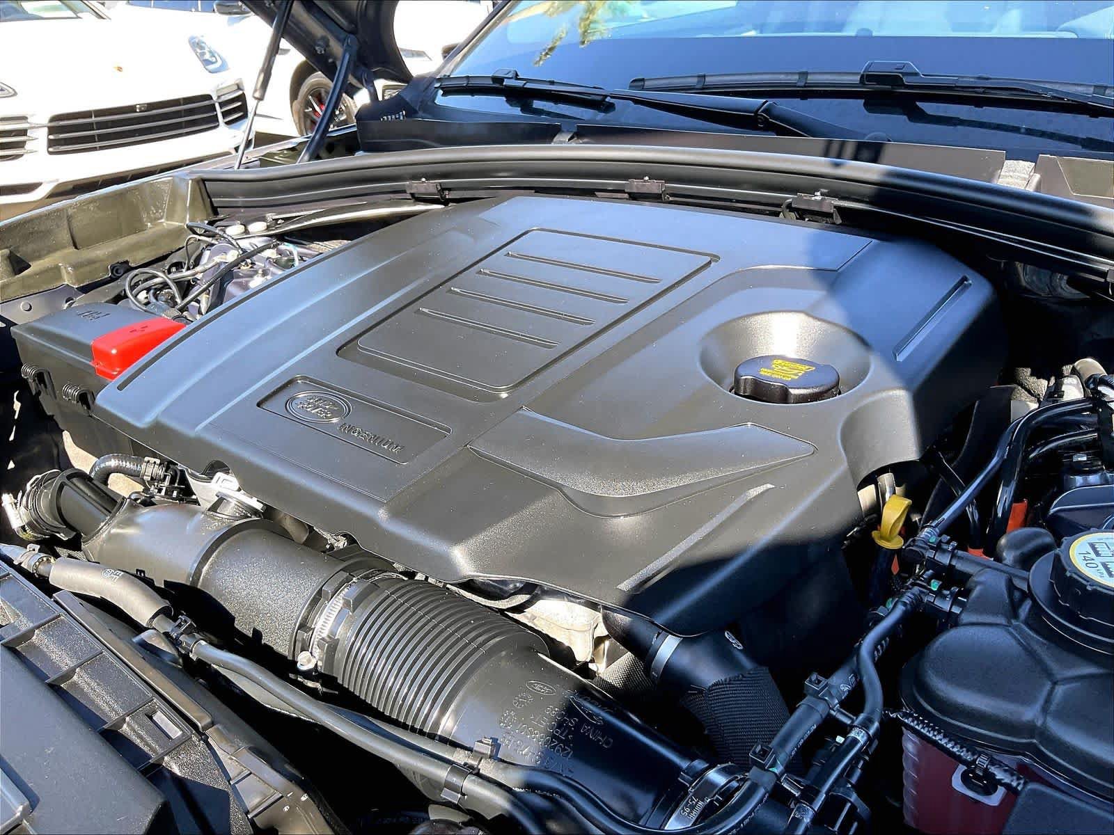 Used 2026 Land Rover Range Rover Velar Dynamic SE AWD/4WD image 34