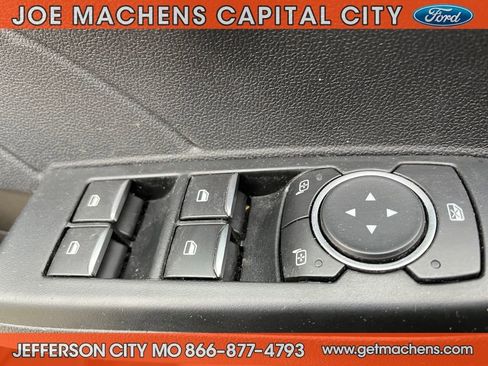 Certified 2022 Ford Escape SEL w/ SEL Stealth AWD Package image 21