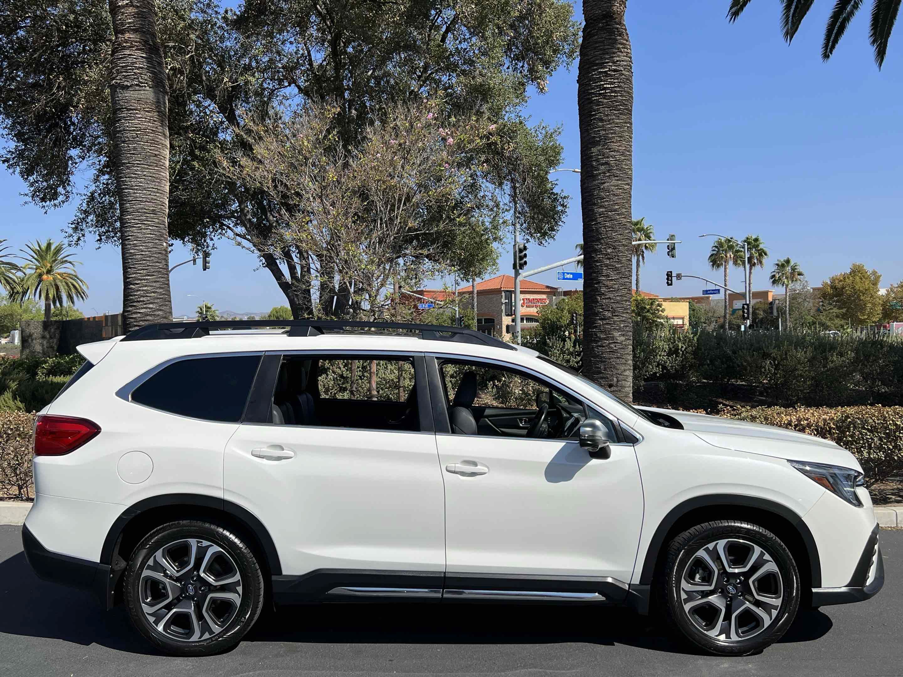 Used 2023 Subaru Ascent Limited w/ Technology Package AWD/4WD image 75