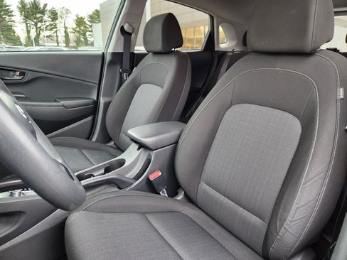 Used 2023 Hyundai Kona SEL w/ Cargo Package image 7