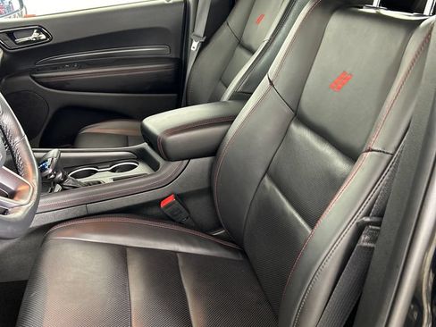 Used 2025 Dodge Durango GT AWD/4WD image 12