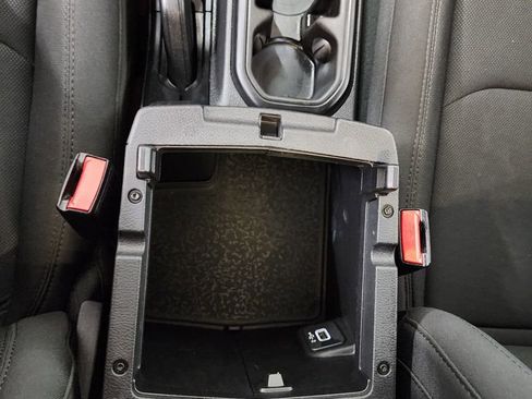 Used 2023 Jeep Wrangler Unlimited Sahara AWD/4WD image 21