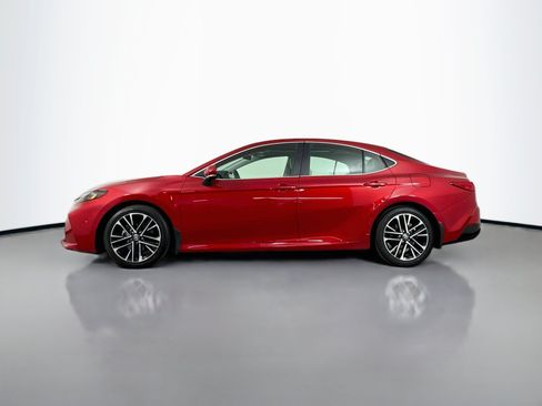 Certified 2025 Toyota Camry XLE w/ Premium Plus Package FWD image 4