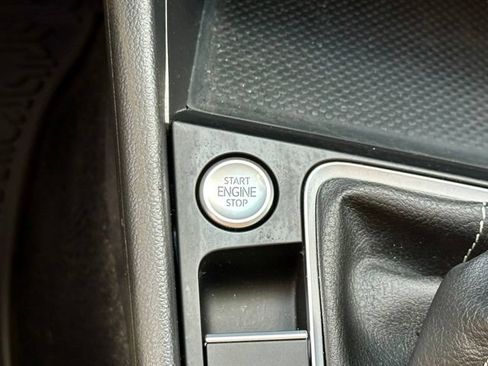 Used 2024 Volkswagen Jetta SE w/ Panoramic Sunroof Package FWD image 28