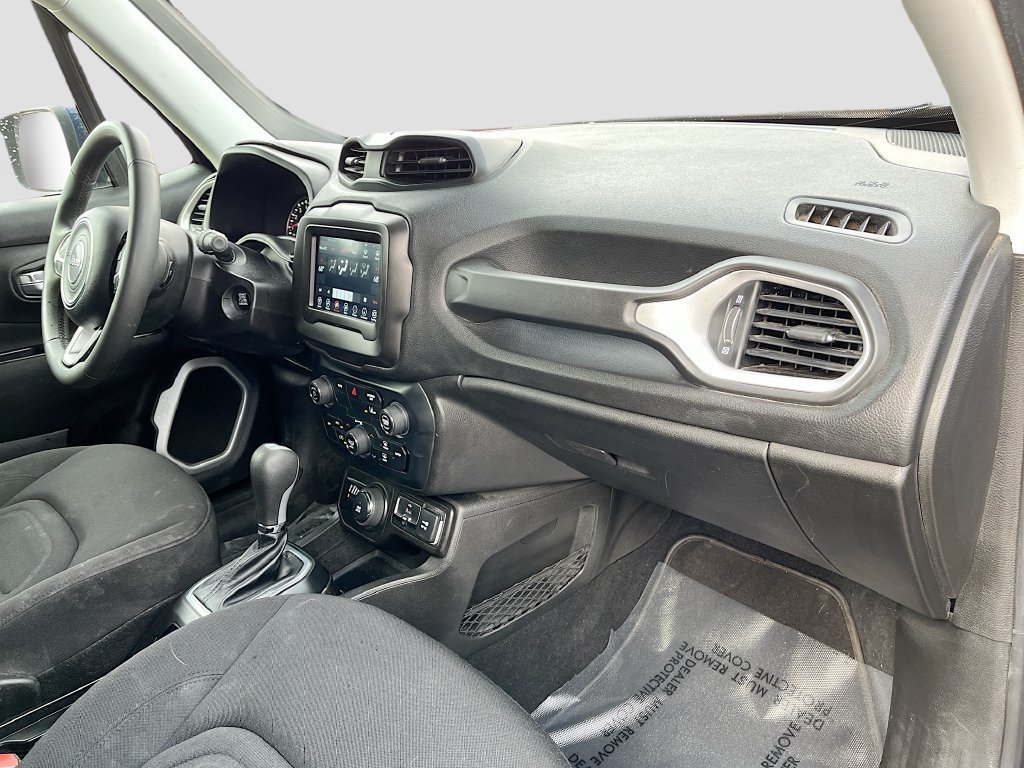 Used 2021 Jeep Renegade Latitude AWD/4WD image 29