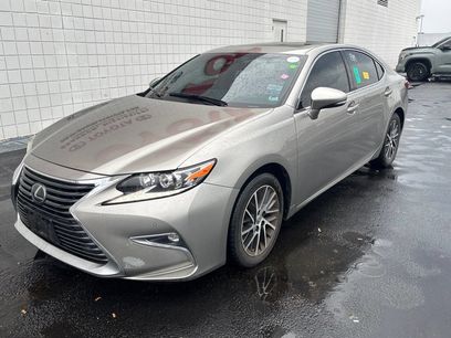 Used 2017 Lexus ES 350 w/ Premium Package