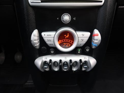 Used 2008 MINI Cooper Hardtop image 18