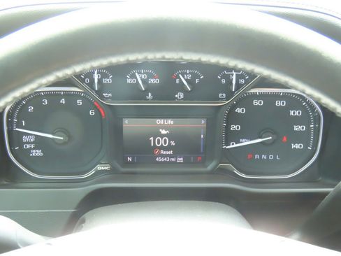 Used 2021 GMC Sierra 1500 SLT image 26